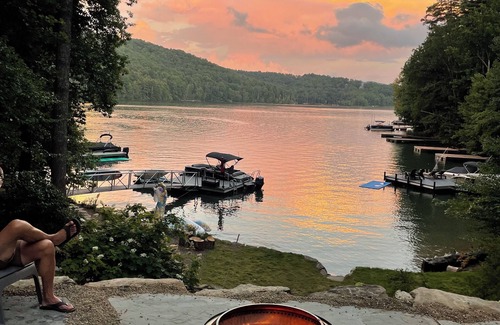 Cullowhee House | Stylish lakefront home with large flat yard, boat dock, hot tub & mountain view!