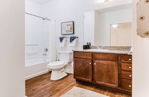 Downtown Memphis Apartment | Stylish Loft | 9 min walk to Orpheum