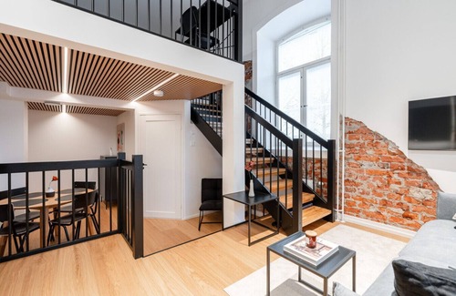 Tampere Apartment | Stylish Loft next to City Center & Lake Pyhäjärvi