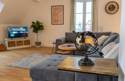 Mering Apartment | Stylish maisonette for 8 people in the town center of Mering