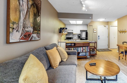 Upper Village Condo | Stylish mountain escape with easy ski access, pool, hot tub & WiFi