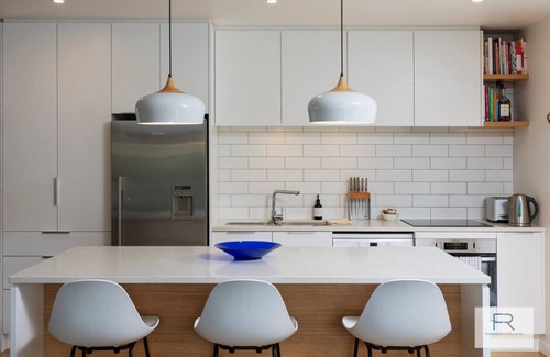 Northcote House | Stylish Northcote Point Bungalow