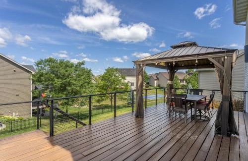 Waukee House | Stylish Oasis for Unforgettable Getaways home