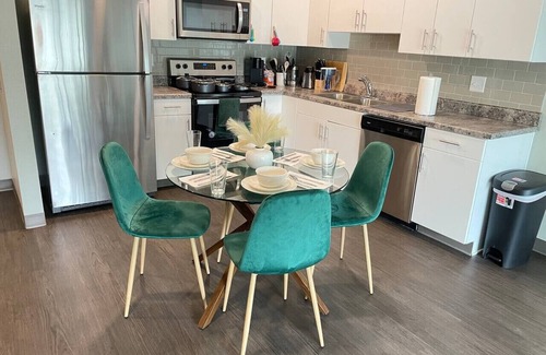 Downtown Des Moines Apartment | Stylish One Bedroom in Downtown Des Moines