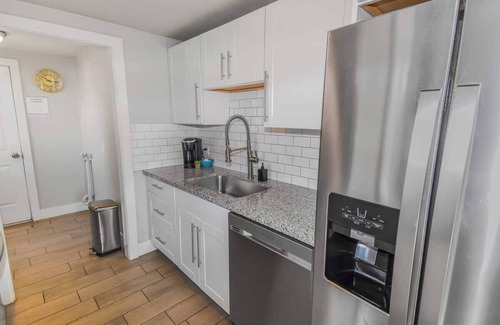 Northeast Reno House | Stylish One-Bedroom Unit with Easy Ground Access