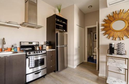 Belmont Apartment | Stylish Portland 1BR w 90 WalkScore