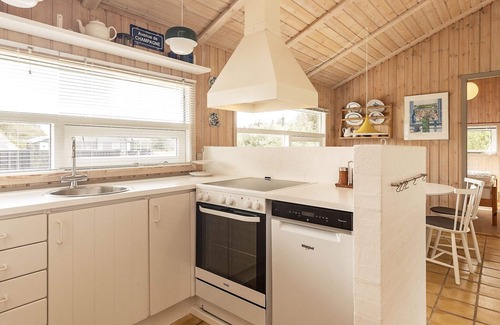 Hvorup Klit House | Stylish Retreat in Gronhoj-By Traum
