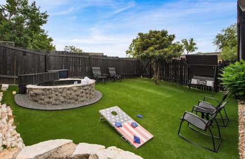 South River City House | Stylish Retreat Shared Pool Yard Near Downtown Fairlawn Lane A by AvantStay