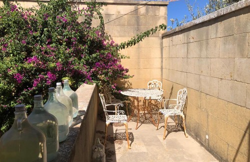 San Lawrenz House | Stylish room in Beautiful maisonette in Gozo