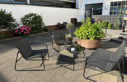 Gladbach Apartment | Stylish room in the center of Mönchengladbach