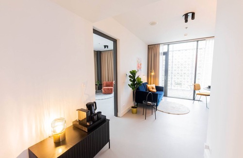 Katendrecht Apartment | Stylish Serenity 1BDR Apartment BHD
