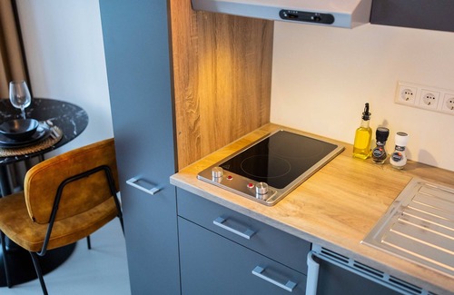 Katendrecht Apartment | Stylish Serenity 1BDR Apartment BHD
