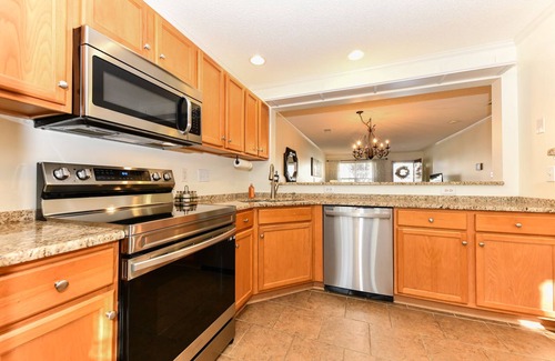 Greensboro House | Stylish Serenity - Spacious townhouse minutes from PTI and downtown Greensboro.