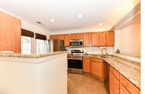 Greensboro House | Stylish Serenity Townhome