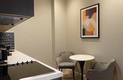 Wexford Apartment | Stylish Studio Apartment in the Heart of Wexford Town