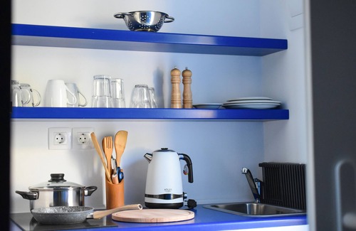Mirties Hotel | Stylish Studio Close To The Beach & The Ferry To Telendos