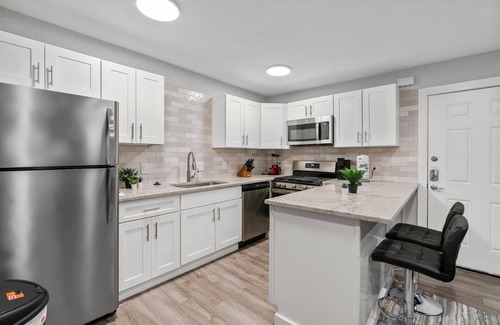 Clarksville Apartment | Stylish Studio | Downtown | Evonify 4373