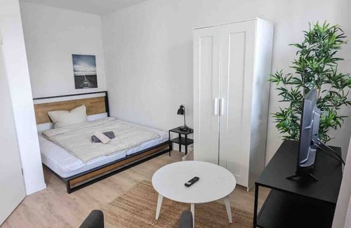 Hamm Apartment | Stylish Studio for Two Hamburg