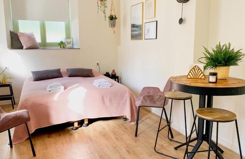 Cadier en Keer Apartment | Stylish studio in a monastery The Abbey