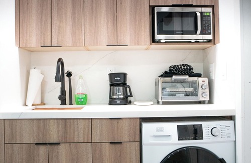 Allapattah Apartment | Stylish Studio Near Wynwood & Design District