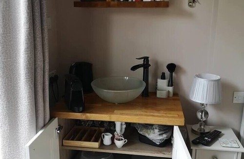 Dollymount Apartment | Stylish studio own entrance in Victorian House