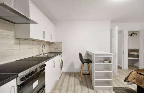 Hale Apartment | Stylish Studio room in Mill Hill