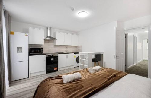 Hale Apartment | Stylish Studio room in Mill Hill