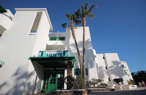 Costa Teguise Apartment | Stylish studio, very central and near the beach