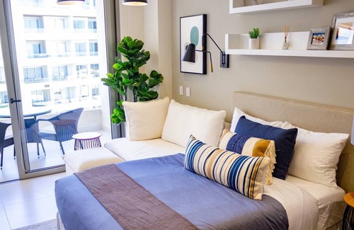 Colonia El Progreso Condo | Stylish Studio with Balcony @ Vista Vela 3, Mexico