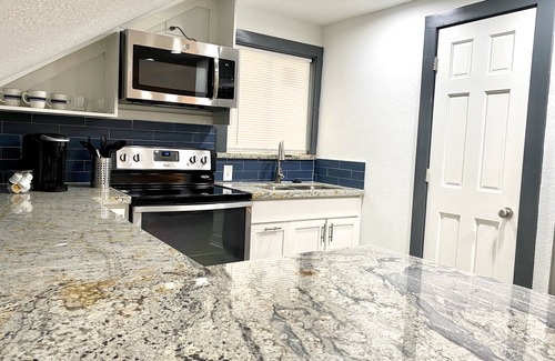 Greater East End Apartment | Stylish Studio with personal Entrance