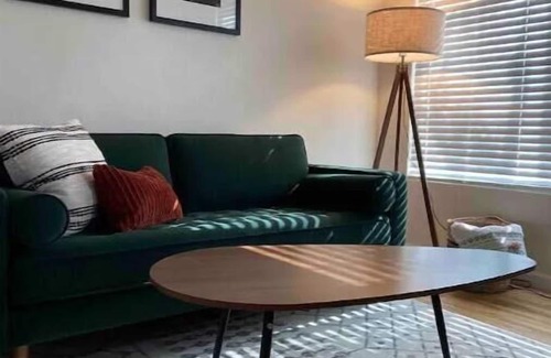 Lawndale Apartment | Stylish Suite - LAX, SoFI/Forum Garage & Laundry