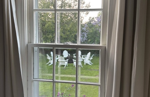 Ontonagon Cottage | Stylish Summer Cottage Close to Beach & Town with 3 Beds/AC/Wifi/Fire Pit