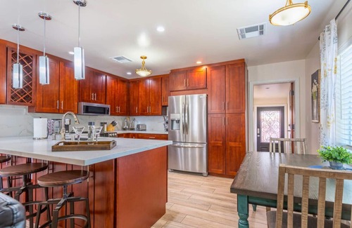 Riverside House | Stylish Tempe Home Walk to ASU - Outdoor Space