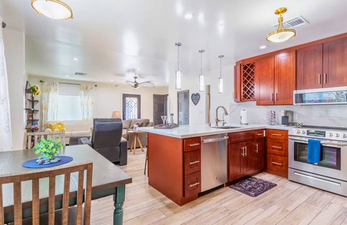 Riverside House | Stylish Tempe Home Walk to ASU - Outdoor Space