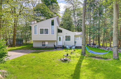 Tobyhanna House | Stylish Tobyhanna Home w/Fire Pit + Lake Access!