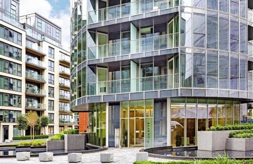 Wandsworth Apartment | Stylish two bedroom riverside flat