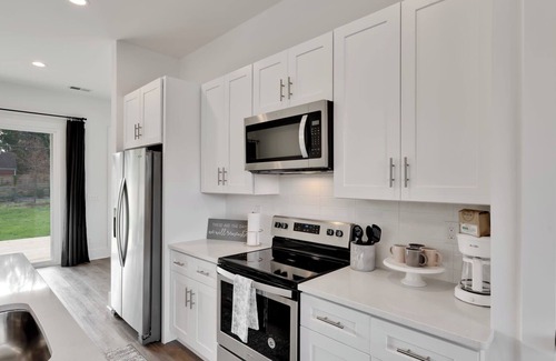 Charlotte House | Stylish Two Story Close to South End and Uptown