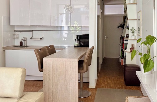 Altstadt Apartment | Stylish Urban Apartment in the Heart of the HafenCity