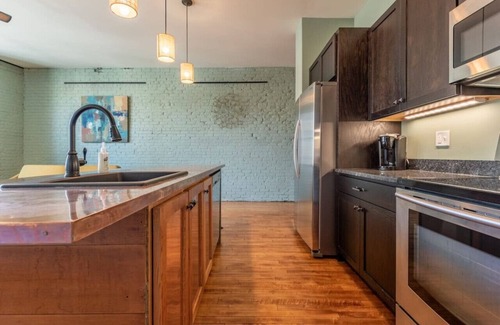 Bangor Apartment | Stylish Urban Hideaway | Rooftop Oasis