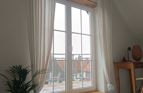 Laubach Apartment | Stylish vacation apartment with barrel sauna in the countryside