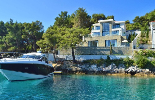 Postira Villa | Stylish Villa Modern With Dalmatian Architecture And Wine Cellar