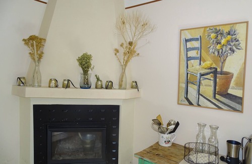 San Pietro in Bevagna House | Stylish villa with beautiful views from the roof terrace over olive groves to the sea