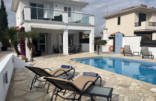 Pissouri Villa | Stylish Villa with Private Pool in the Village of Pissouri