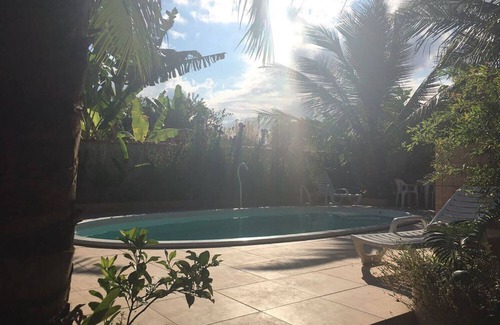 Bairro da Enseada Bed & Breakfast | Suíte 9 com piscina e wi-fi em Caraguatatuba