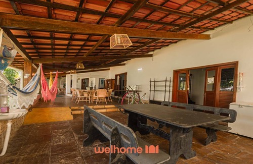 Itapua House | Suíte em Itapuã com piscina e acesso fácil à praia