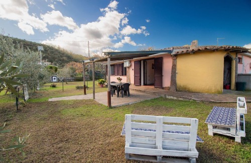 Cardedu Apartment | Su Tuvulu 2 Nestled in a beautiful valley