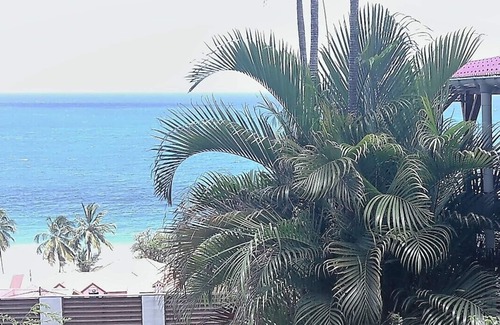 Le Diamant Villa | Sublime 180 ° view of the Baie du Diamant! Beach 150m away! Swimming pool