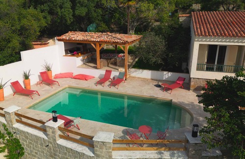 Ajaccio Villa | Sublime villa located in Ajaccio, walking distance to the beach, 7 suites, swimming pool, pétanque court.