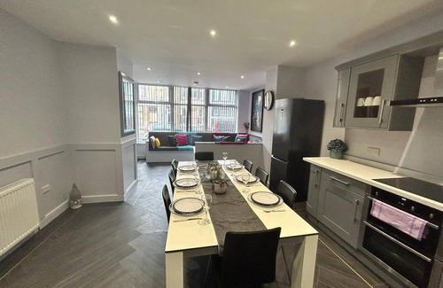 South Shore Apartment | Sugar Hill Suite by Sasco Apartments