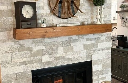 Sugar Mountain Condo | Sugar In The Sky - Quiet End Unit w/Air Conditioning & Work Space